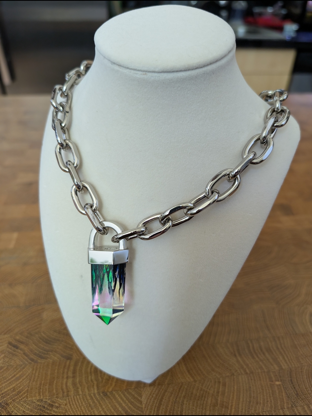 Irregular Crystal Point Pendant Necklace - Green/Purple Iridescent